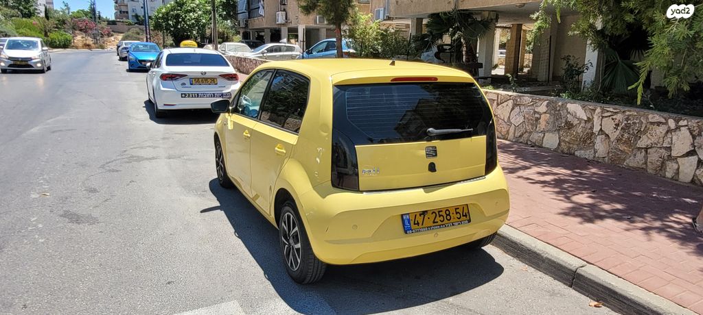 מודעת רכב סיאט Mii