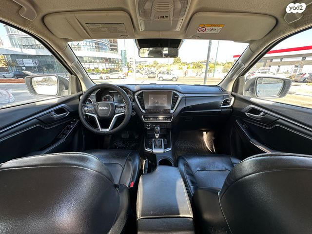 איסוזו די-מקס