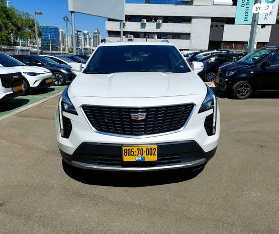 מודעת רכב קאדילק XT4