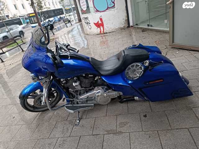 הרלי דיווידסון סטריט גלייד