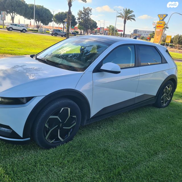 יונדאי איוניק 5