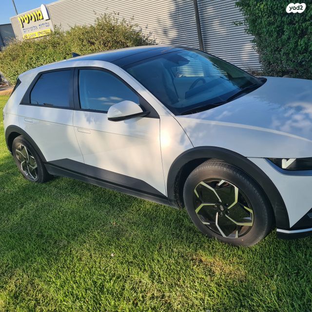 יונדאי איוניק 5