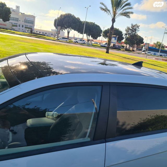 יונדאי איוניק 5