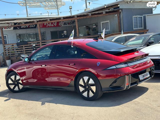 יונדאי איוניק 6