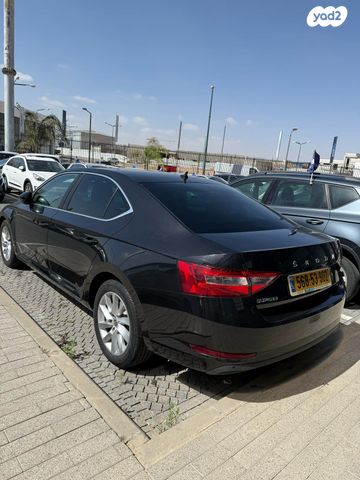 מודעת רכב סקודה סופרב