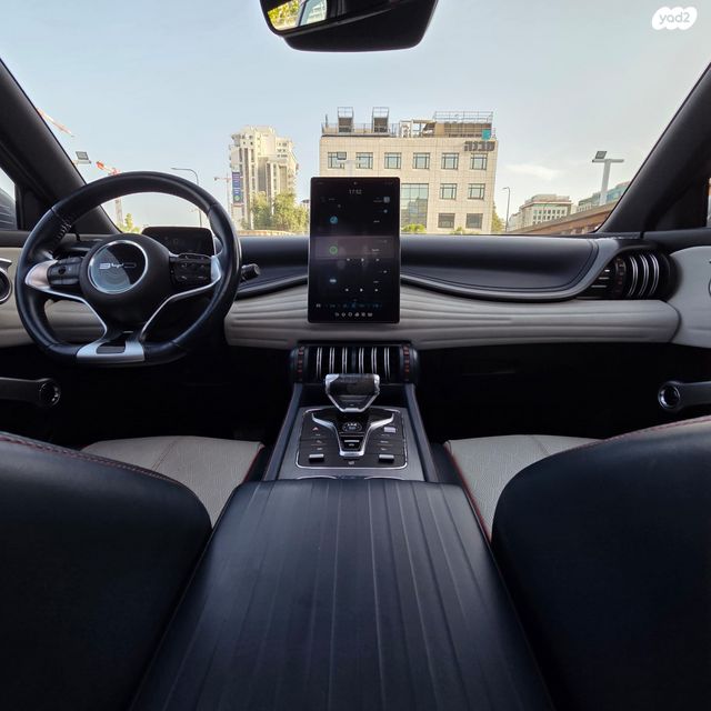 בי.ווי.די אטו 3