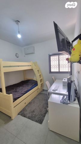 יוסף בורג 30