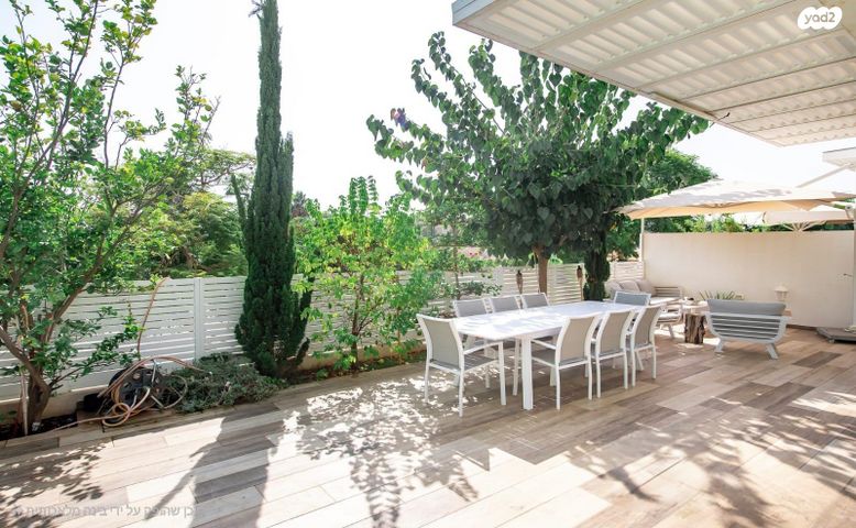 דו משפחתי, החמנית 4, 212 מזרח, אבן יהודה