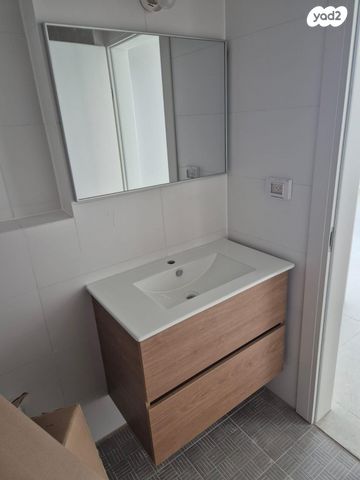 דירה, הגפן 1, כרמי הנדיב, אחוזת רוטנר, קרית מלאכי