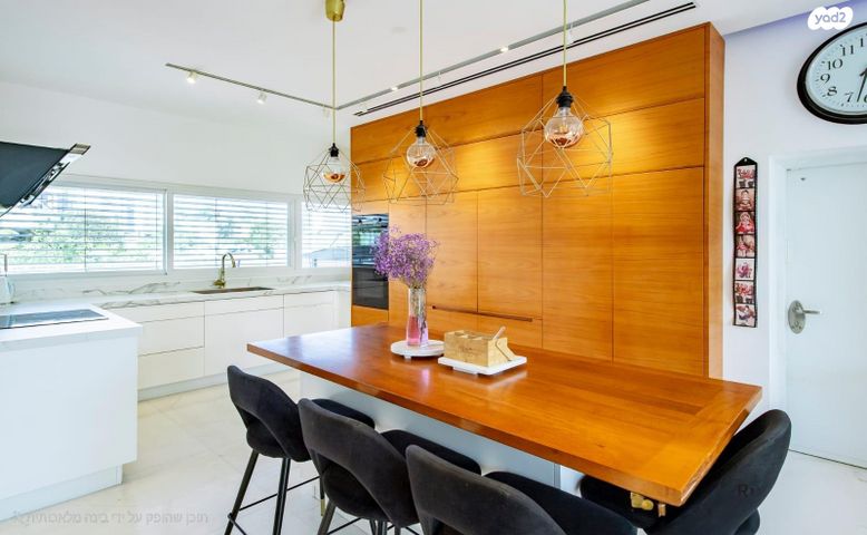 דו משפחתי, החמנית 4, 212 מזרח, אבן יהודה