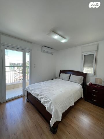 גג/ פנטהאוז, הבישוף חג'אר 3, עבאס, חיפה