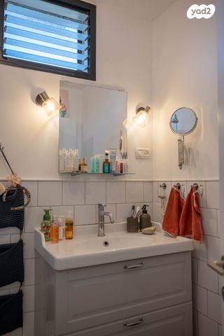 דירה, הרב הרצוג 29, עכו