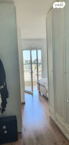 גג/ פנטהאוז, הבישוף חג'אר 3, עבאס, חיפה