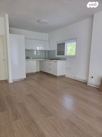 דירה, מרכז דרום, רעננה