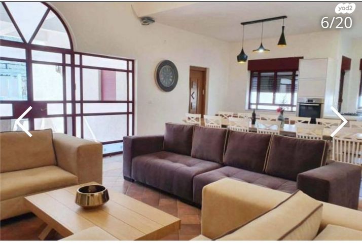 משק חקלאי/ נחלה, מעונה, מעונה