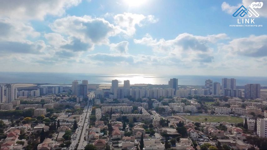 דירה, מלחמת ששת הימים, נווה אליאס, טירת כרמל