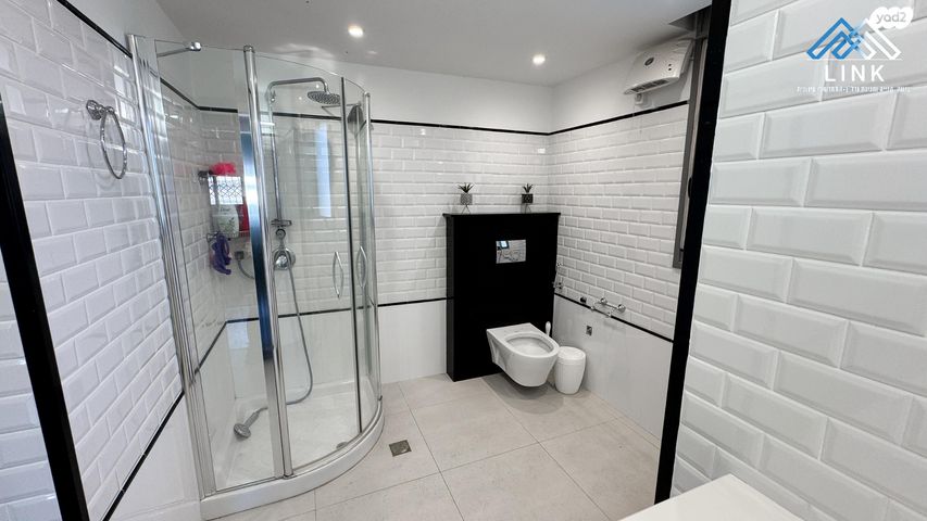 דירה, מלחמת ששת הימים, נווה אליאס, טירת כרמל