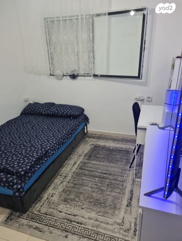 דירה, הר הצופים, רחובות ההולנדית, רחובות