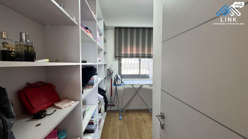 דירה, מלחמת ששת הימים, נווה אליאס, טירת כרמל