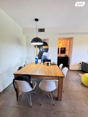 דירה, נווה גן, רמת השרון