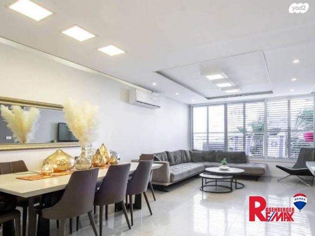 דירה, דוד וולפסון 45, רמז, מערב ותיק, ראשון לציון