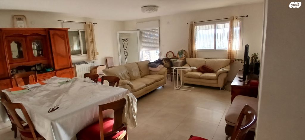 דירת גן, שדרות דוד המלך, אפרת