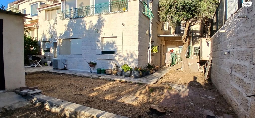 דירת גן, שדרות דוד המלך, אפרת