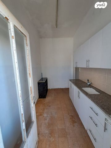 דירה, ארלוזורוב 91, הדר עליון, חיפה