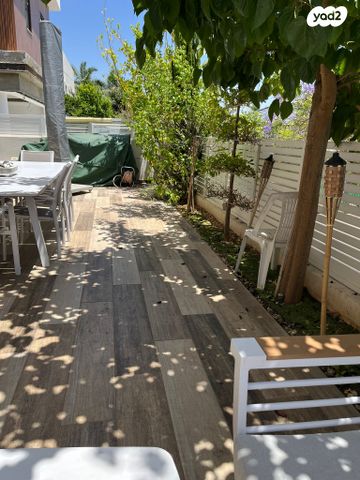 דו משפחתי, אבן יהודה