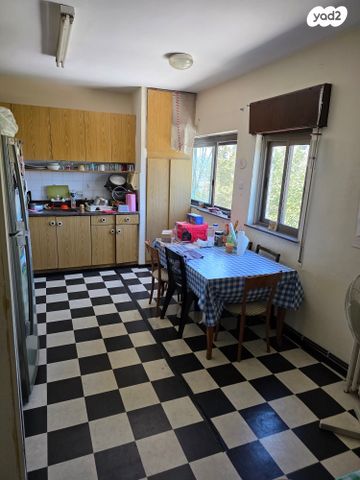 דירה, אלוף שמחוני, גבעת הורדים, רסקו, ירושלים