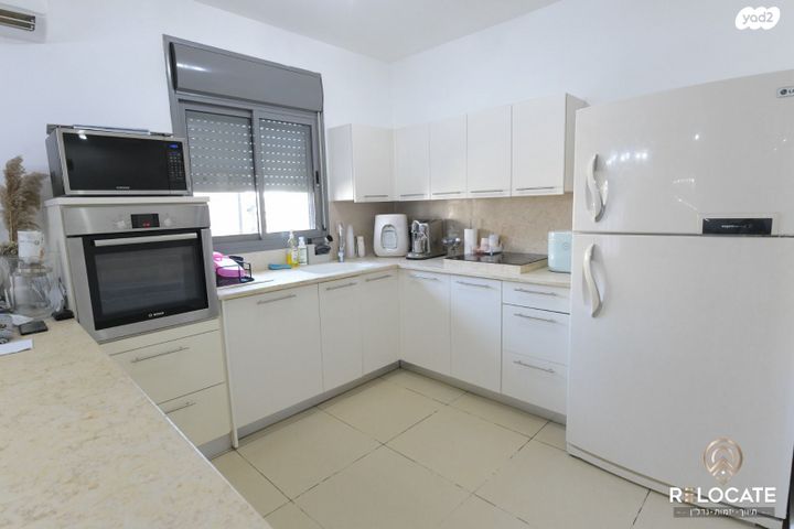 דירה, מיכל בת שאול, האמהות, שחמון, רובע 9, אילת