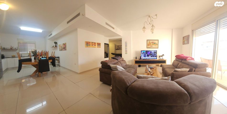 דופלקס, איסר הראל, כוכב הצפון, נתניה