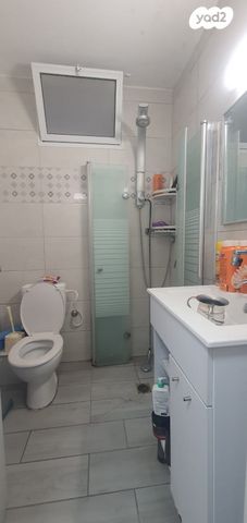 דירה, הרב עובדיה יוסף, מגדל אור, מגדל העמק