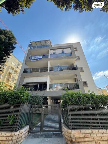 הרמן צבי שפירא 