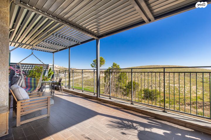 דירה, עמנואל זיסמן, חומת שמואל, הר חומה, ירושלים