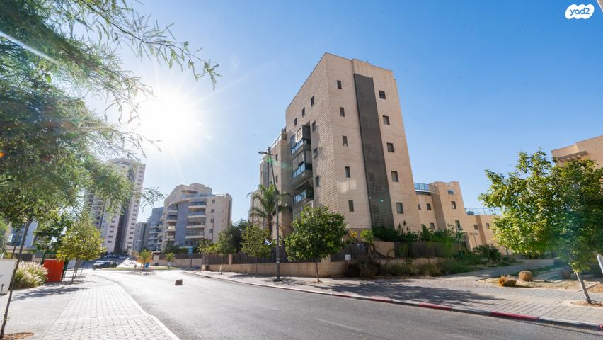 נווה זאב, נאות אילן