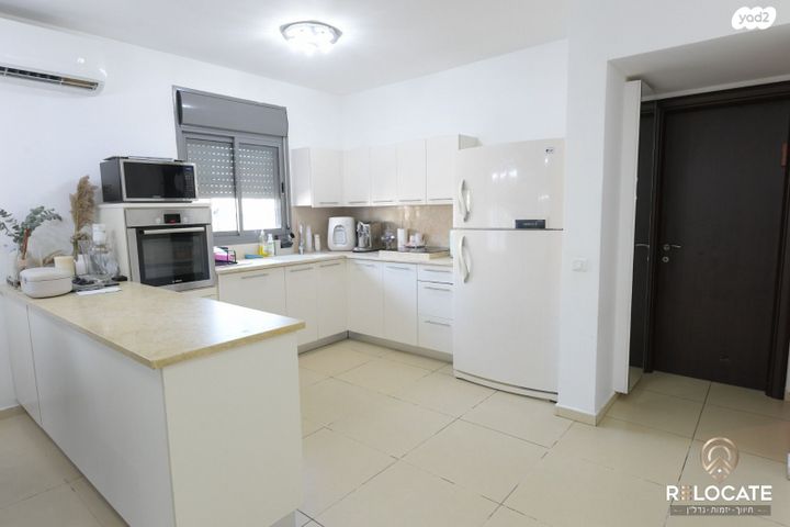 דירה, מיכל בת שאול, האמהות, שחמון, רובע 9, אילת