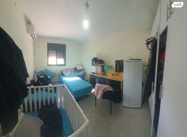 דירה, הרב עובדיה יוסף, מגדל אור, מגדל העמק