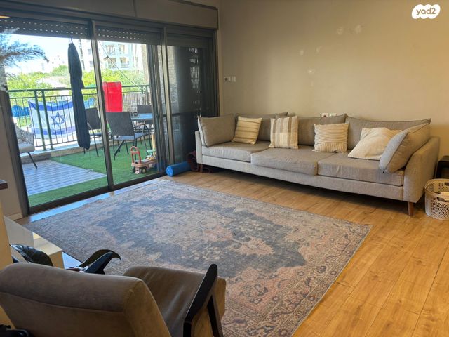 דירה, תכלת, אבני חן, מודיעין מכבים רעות