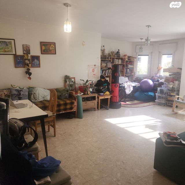 דירה, בן ציון דינור, בית הכרם, רמת בית הכרם, ירושלים