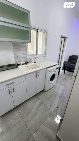 דרך יד לבנים 