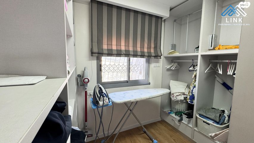 דירה, מלחמת ששת הימים, נווה אליאס, טירת כרמל