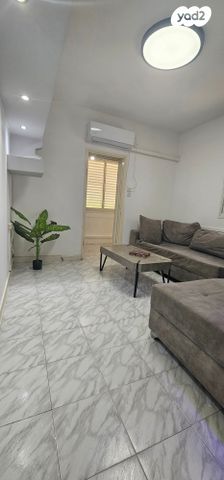 דירה, אביגדור עשת, גבעה א', שביט, קרית אתא