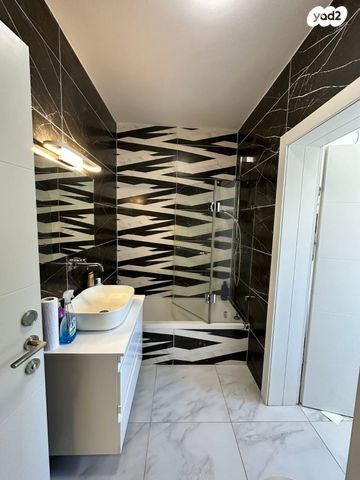 גג/ פנטהאוז, האשל, רמות יצחק, נשר