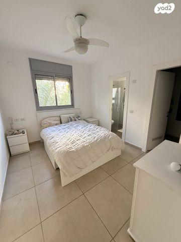 דירה, דובה ויצחק שיינפיין 30, כפר סבא הירוקה, כפר סבא