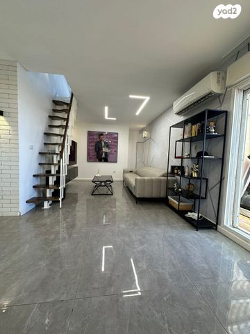 גג/ פנטהאוז, האשל, רמות יצחק, נשר