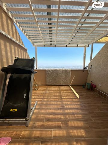 גג/ פנטהאוז, האשל, רמות יצחק, נשר