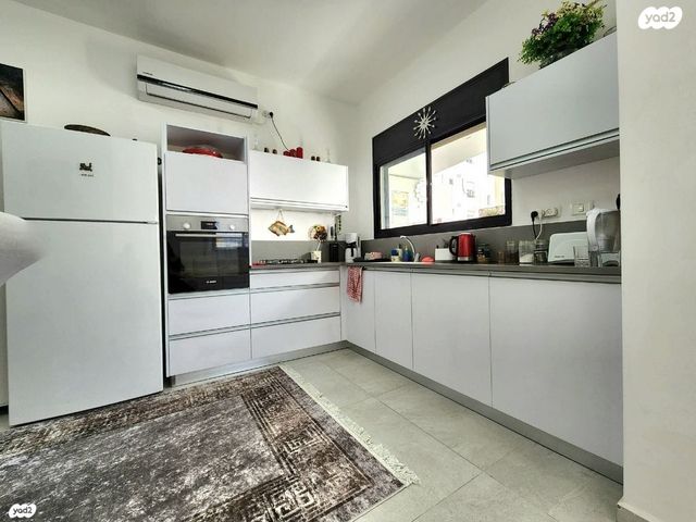 בית פרטי/ קוטג', חדרה