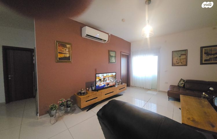 דופלקס, איסר הראל, כוכב הצפון, נתניה