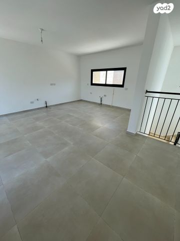 בית פרטי/ קוטג', בית דגן, בית דגן